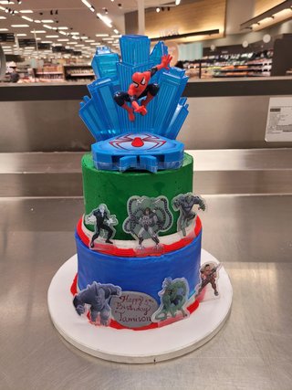 2 tiers spider man cake